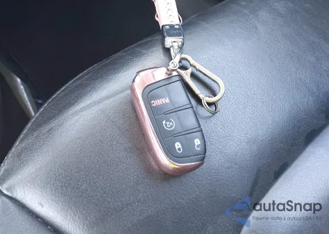 2015 Jeep Renegade Limited from USA, damaged, VIN ZACCJBDT5FPB36976